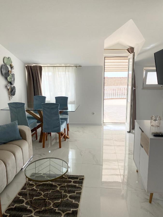 Azul Vodice Apartment Exterior photo